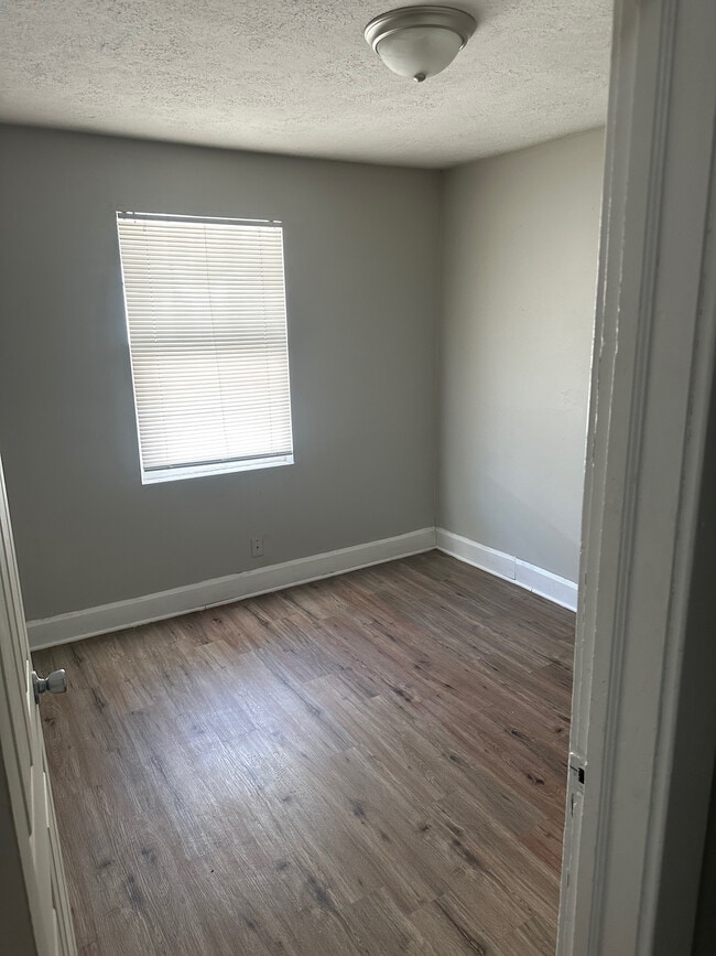 Building Photo - 1119 N Dearborn St