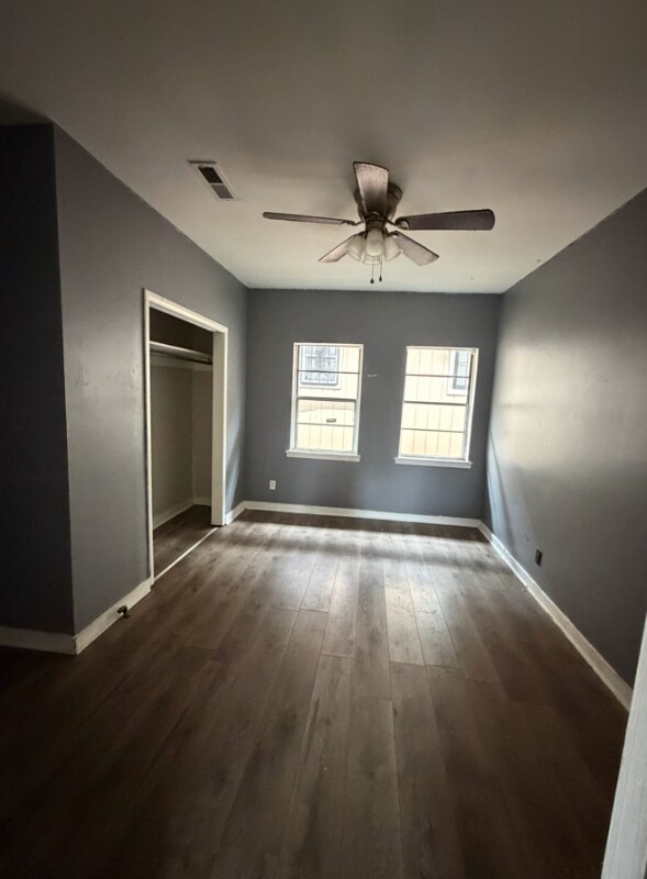 Building Photo - 12 4th Ave S