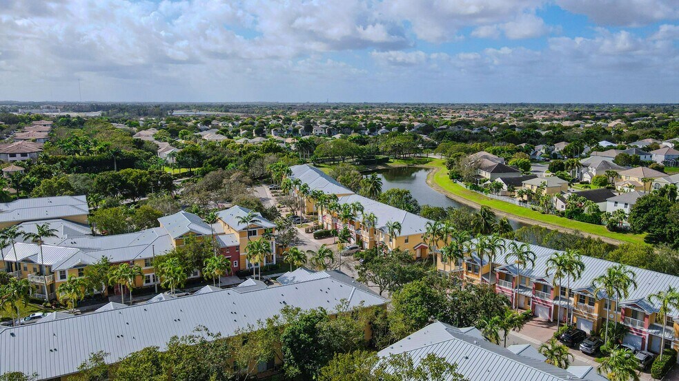Building Photo - 2320 Shoma Ln
