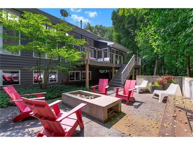 Building Photo - 20650 Bayview Ct