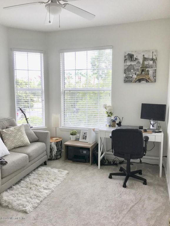 Building Photo - 7801 Point Meadows Dr