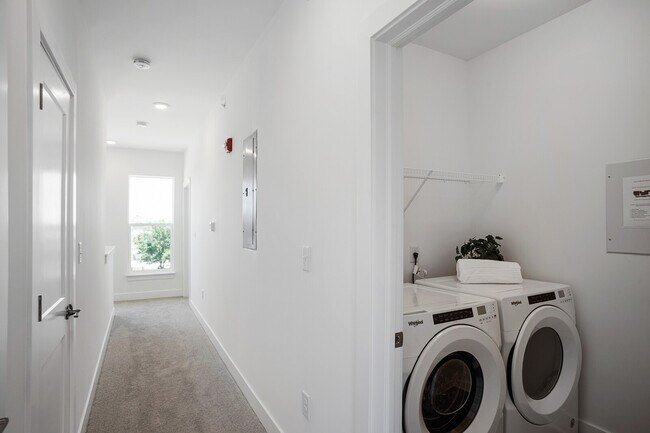 Upstairs Laundry - 727 N Illinois St