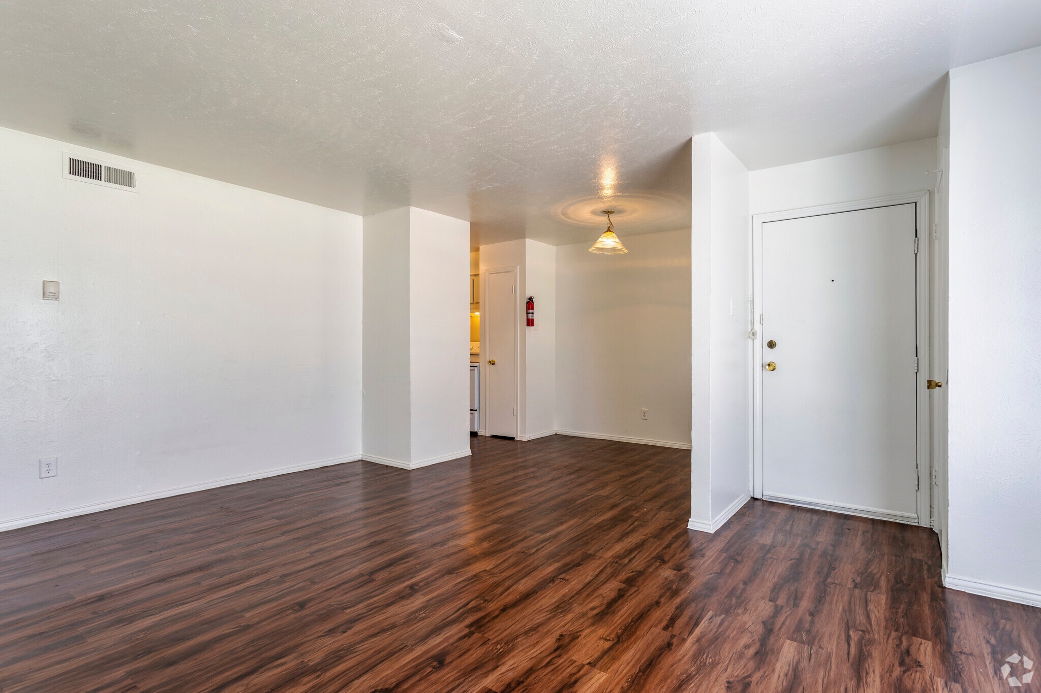 1BR,1BA - 730SF - Living Area - Santa Fe Trails Apartments