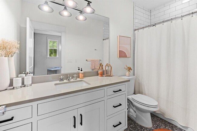 Building Photo - 3206 Garden Villa Ln