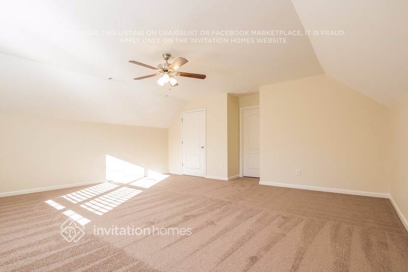 Building Photo - 2652 Sedgeview Ln NE