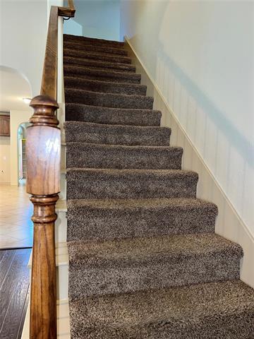 Building Photo - 8 Mapleridge Dr