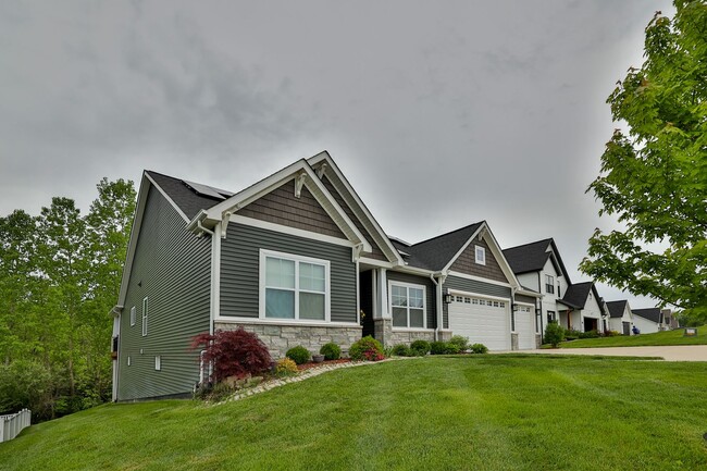 Building Photo - Gorgeous 3 Bedroom Home in Edwardsville