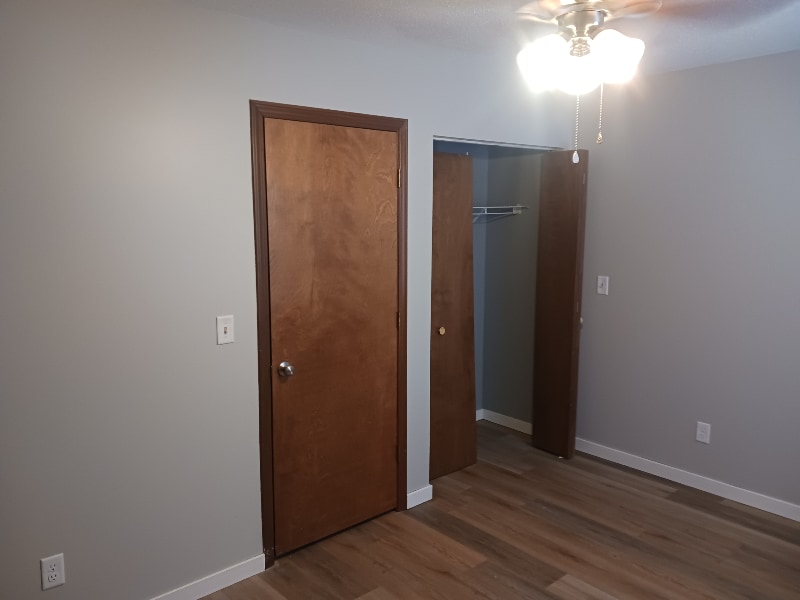 Building Photo - 811 Bruns Ln