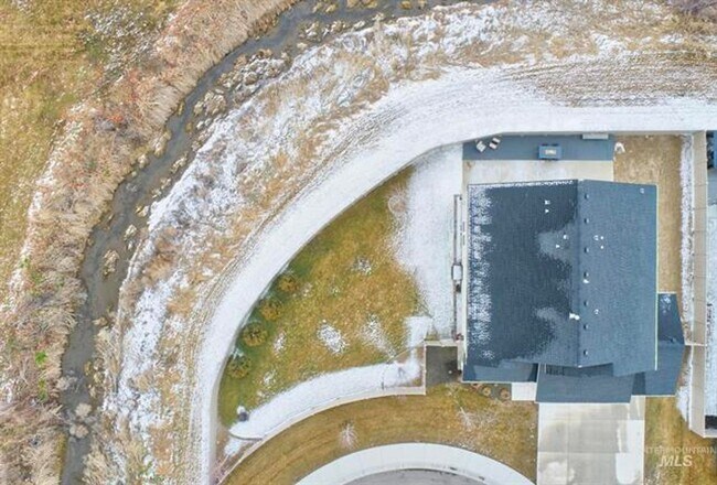 Building Photo - Beautiful 4 Bedroom, 4 Car Garage With Small Trailer Parking in Star - Available NOW