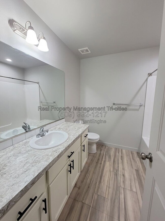 Building Photo - 412 Whitefish Ln