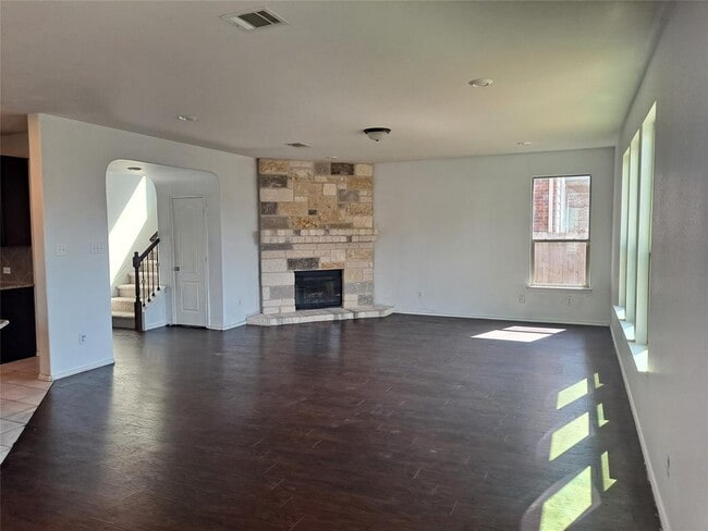 Building Photo - 670 Landon Samuel Lp