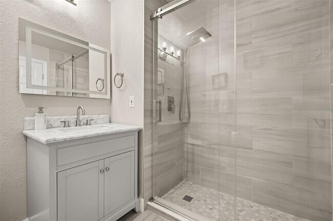 Building Photo - 7511 Seurat St