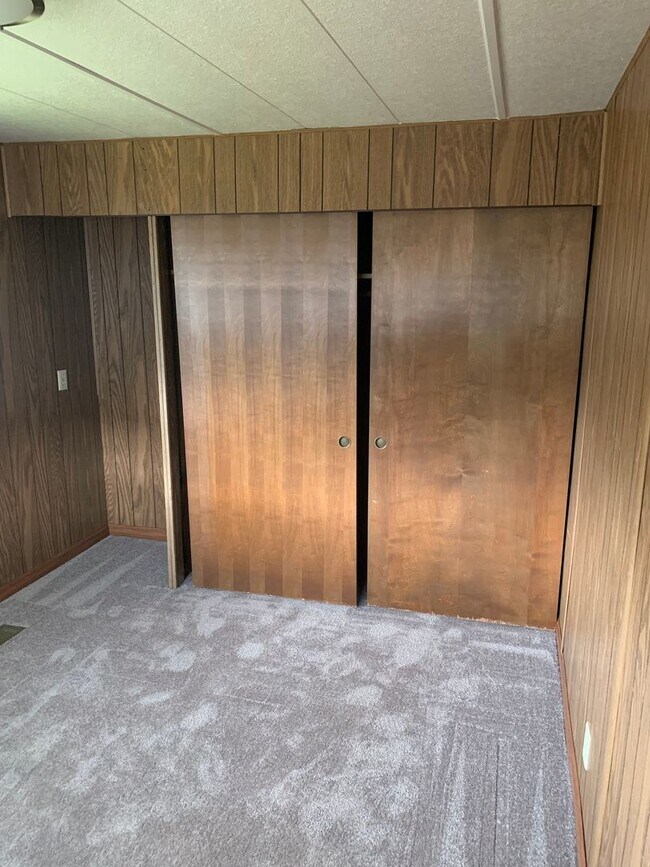 Building Photo - 2 Bedroom 2 Bathroom Mobile Home