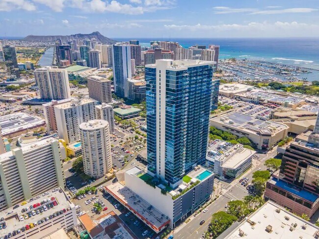 Building Photo - 629 Ke’eaumoku St