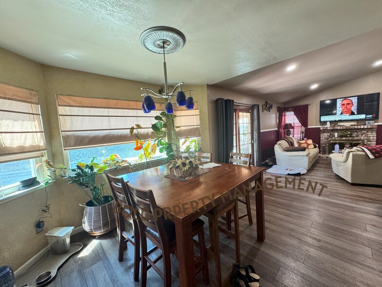 Building Photo - 3159 Doroteo Way