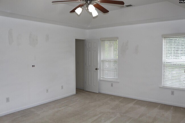 Building Photo - 70 Ballymore Ct