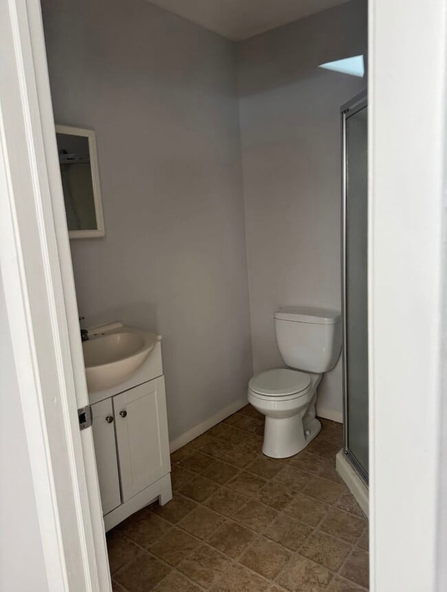 Building Photo - 131 Naugatuck Ave