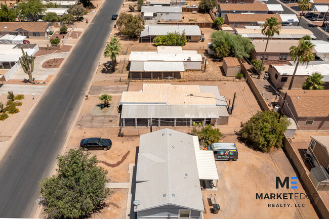 Building Photo - House at Ellsworth/Broadway! JOIN THE WAIT...