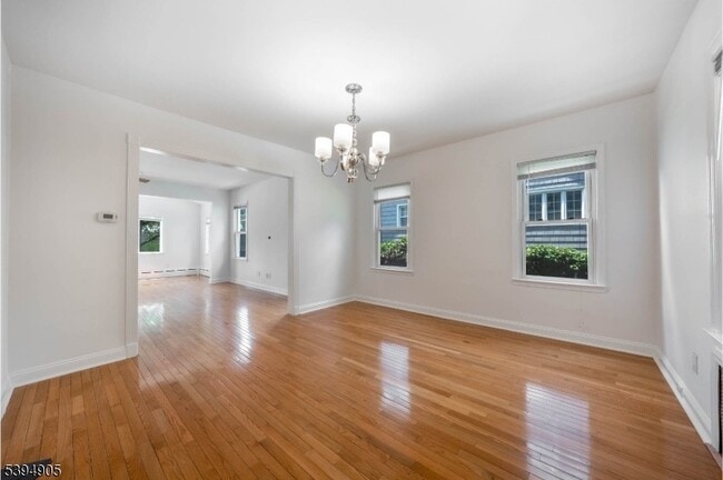 Building Photo - 85 Barrows Ave