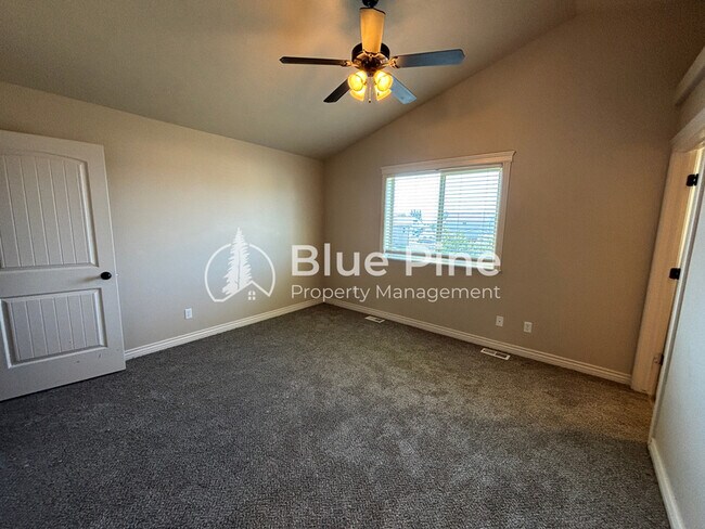 Building Photo - 1207 N Drystone Dr