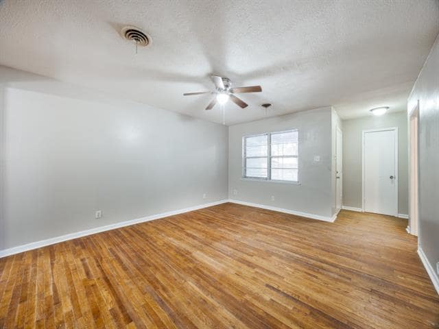 Building Photo - 1306 Blanton Pl