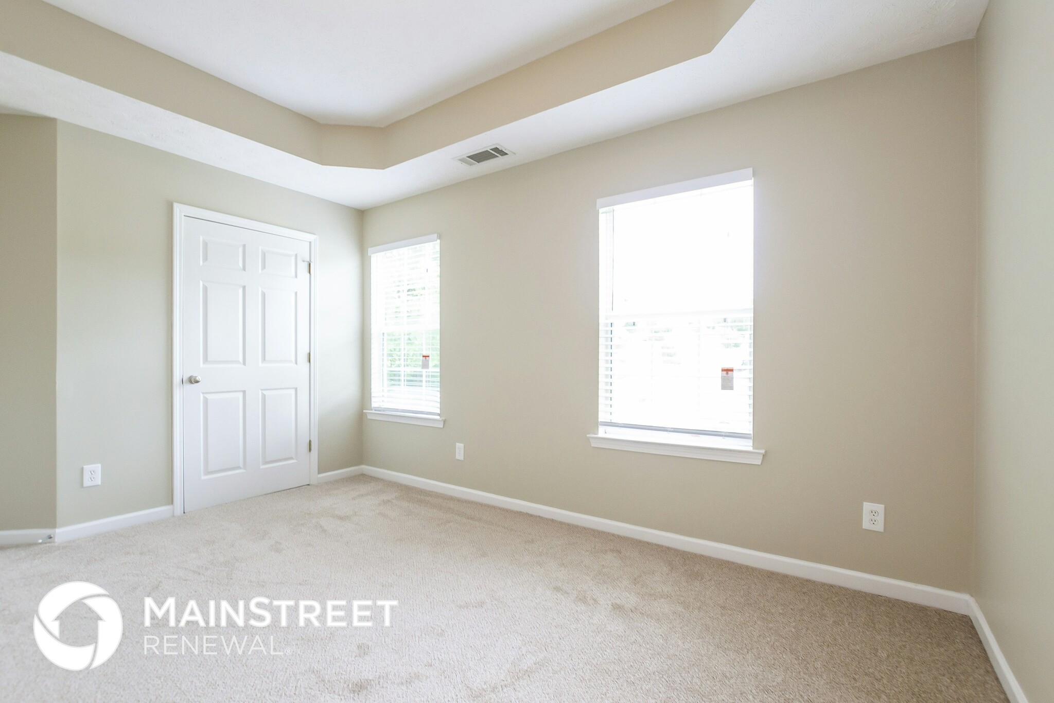 Building Photo - 4064 Robin Cir