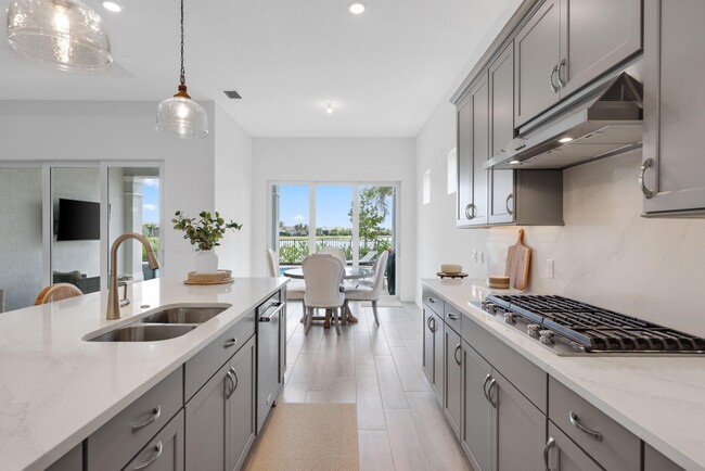 Building Photo - 10466 Northbrook Cir