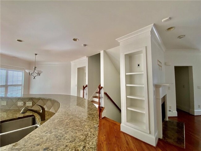 Building Photo - 2783 Durham Dr NE