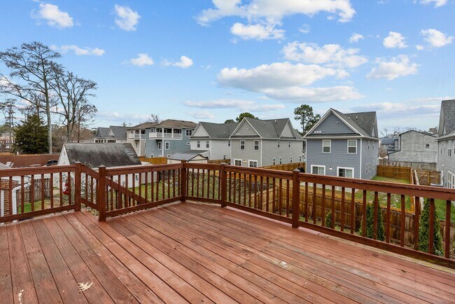Building Photo - Modern Coastal Living in the Heart of Virginia Beach