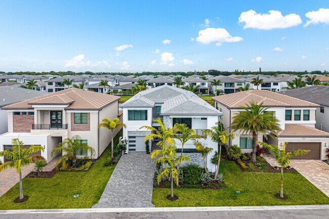 Building Photo - 8561 Crystal Downs Ave
