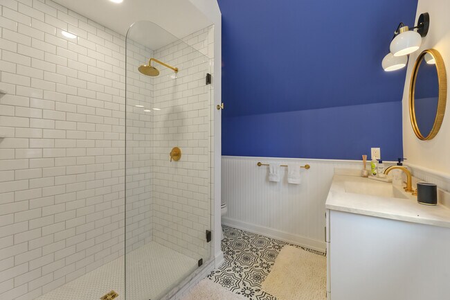 Building Photo - 36 Millard Rd