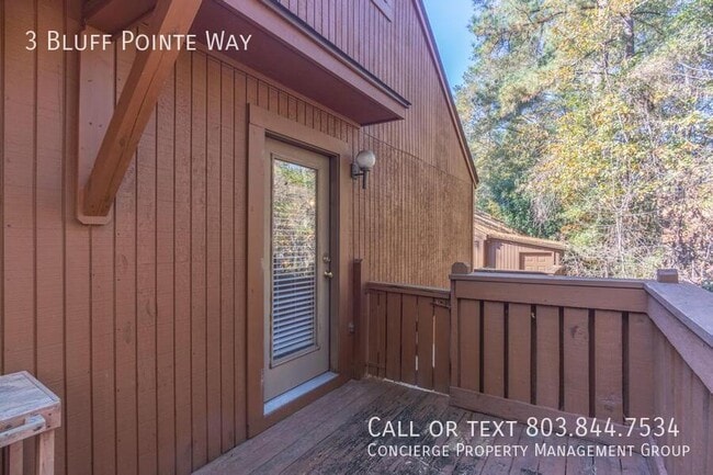 Building Photo - 3 Bluff Pointe Way