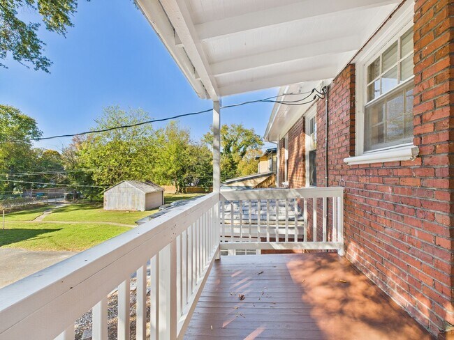 Building Photo - 4222 Chamberlayne Ave