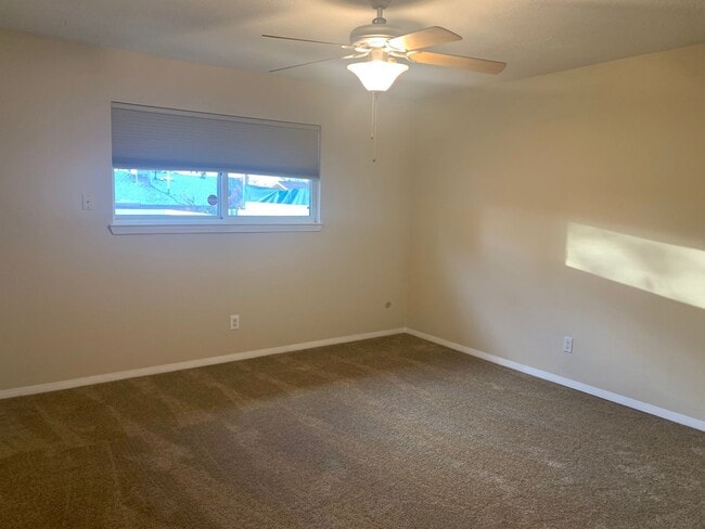 Building Photo - Heritage Hills 3 Bedroom