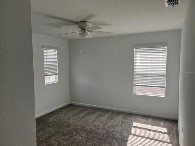 Building Photo - 1708 White Water Ct