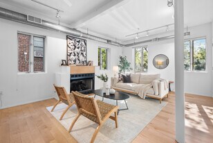 Building Photo - 2307 15th St NW