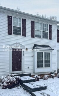 Building Photo - 8726 Springwater Dr