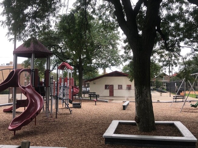 Building Photo - 3710 S Sangamon St