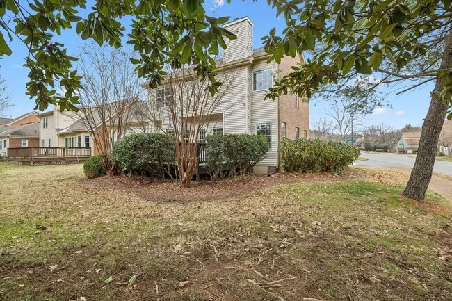 Building Photo - 184 Crestfield Pl