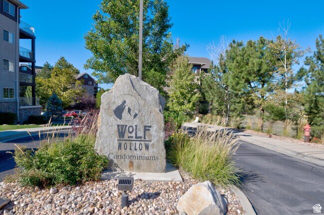 Building Photo - 1255 Wolf Hollow Ln