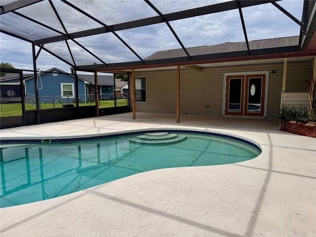 Building Photo - 4125 E Vista Ct