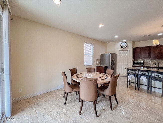 Building Photo - 9201 Verdugo Ridge Ct