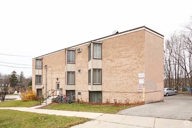 Primary Photo - 411 High St