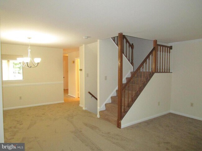 Building Photo - 17109 Briardale Rd