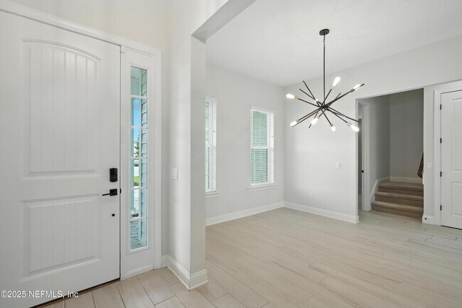 Building Photo - 480 Loosestrife Wy