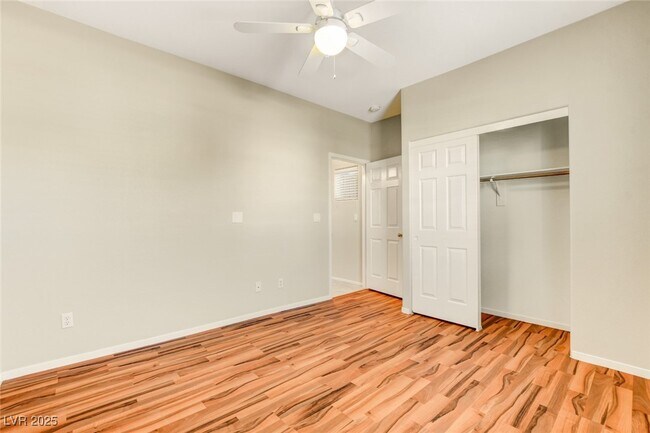 Building Photo - 8325 Jo Marcy Dr