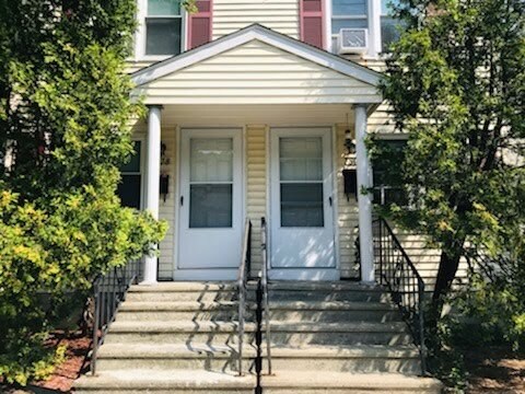 Building Photo - 780 Plainfield St