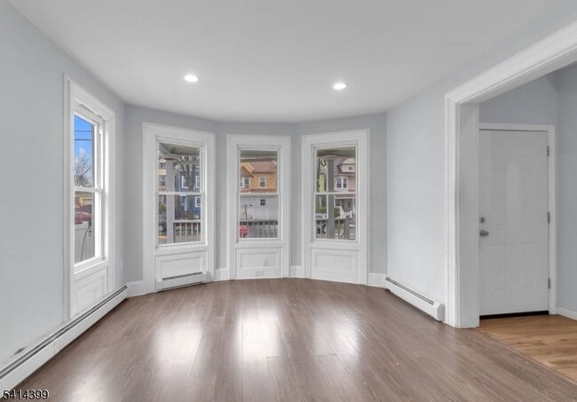 Building Photo - 635 Madison Ave