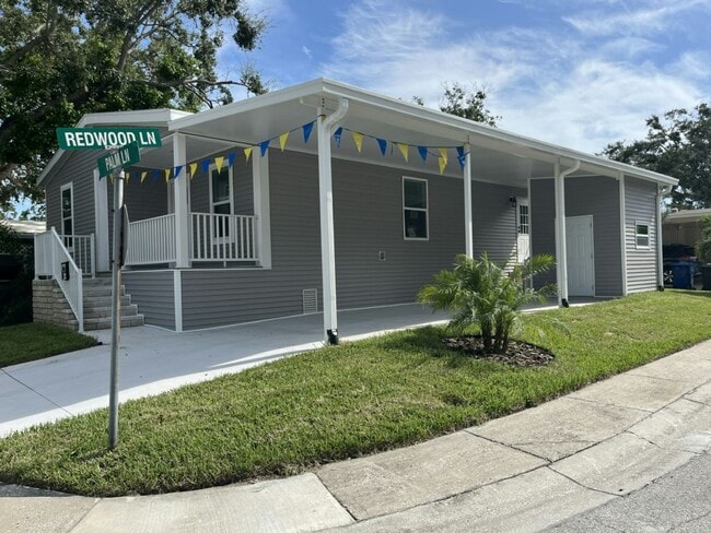 Building Photo - 15777 Bolesta Rd