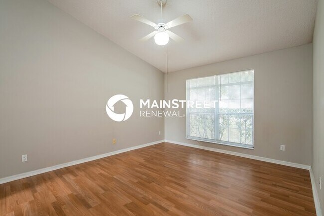 Building Photo - 3 Bedroom Pet-Friendly Home in Davenport, FL with Main Street Renewal